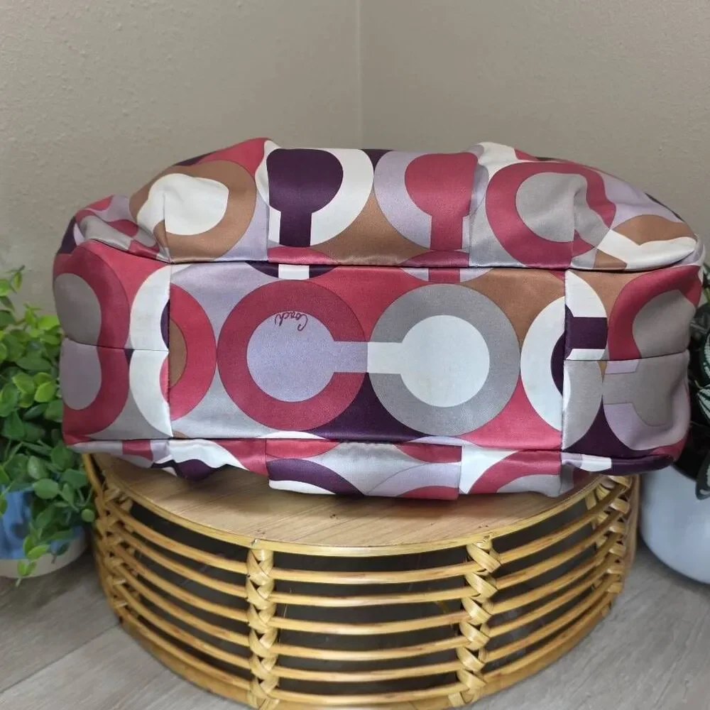 Coach Madison Op Art Maggie Shoulder Bag | Matching Wallet - Picture 8 of 16